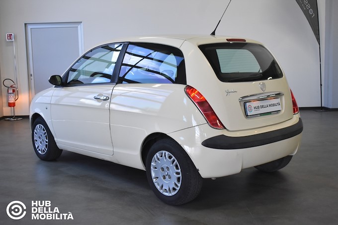 LANCIA YPSILON 1.2